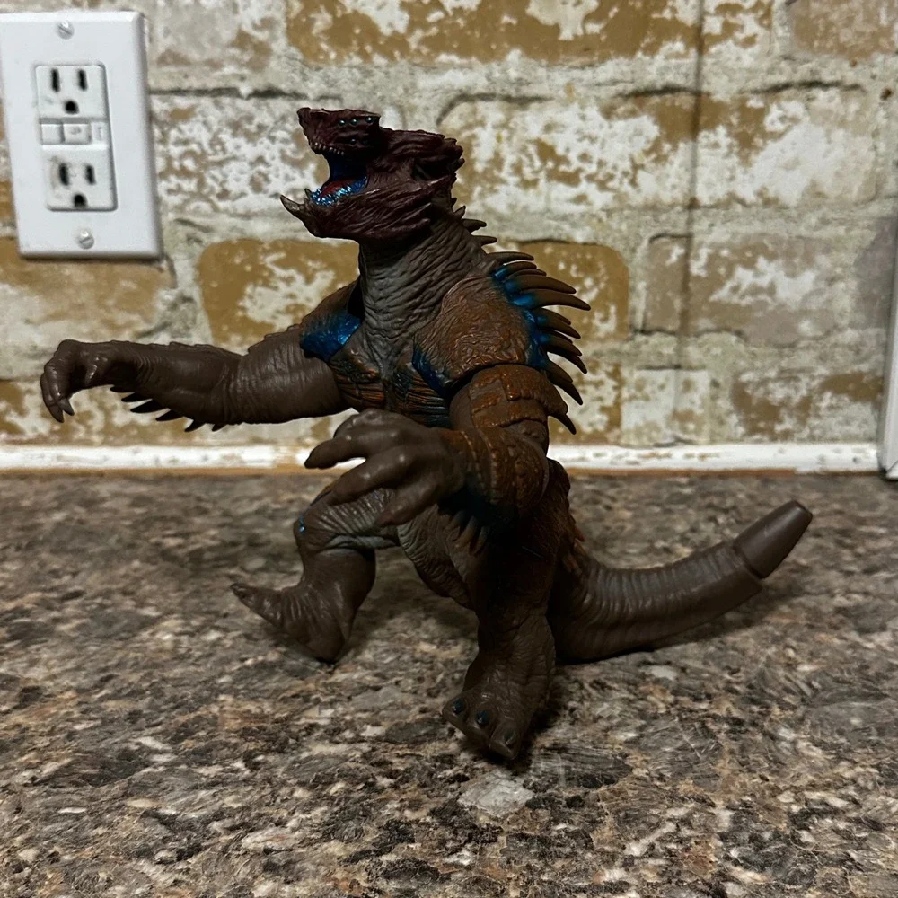 Bandai Mega Kaiju Pacific Rim Uprising OS Size Brown Good 2018 Figure